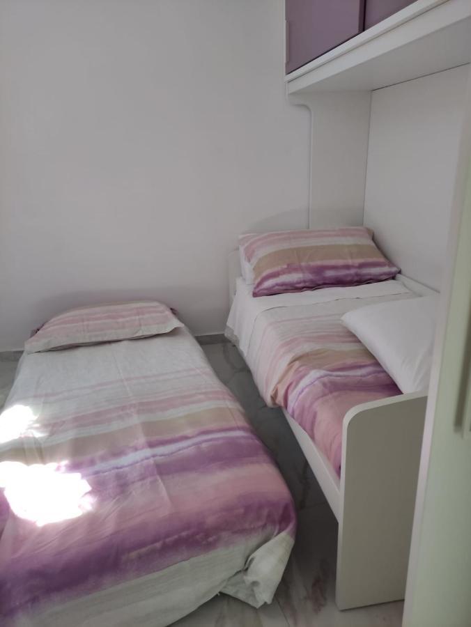 3Bien Sant'Anna Apartment Napoli Ngoại thất bức ảnh