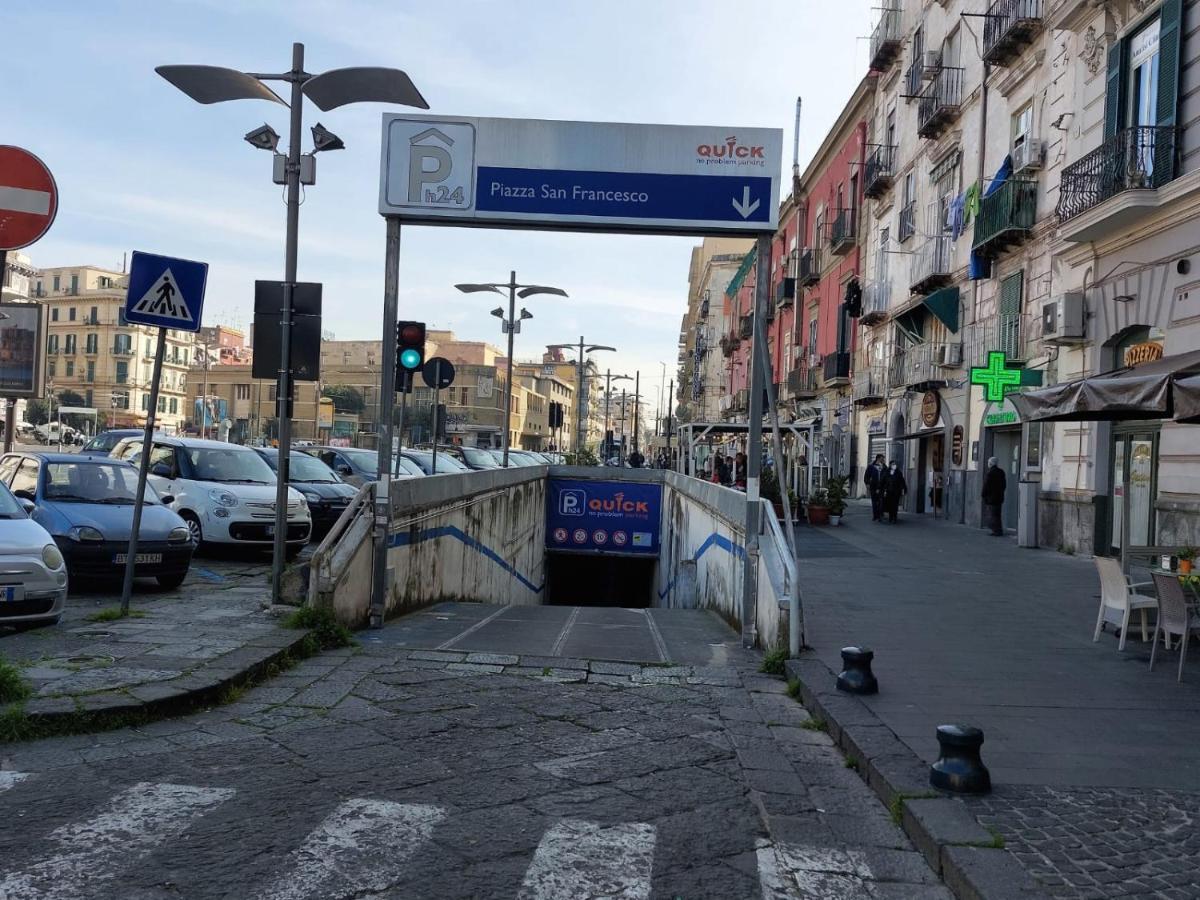 3Bien Sant'Anna Apartment Napoli Ngoại thất bức ảnh